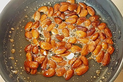 Gebrannte Mandel mit Amaretto aus der Mikrowelle 10