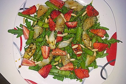 Spargel - Erdbeer - Salat 50