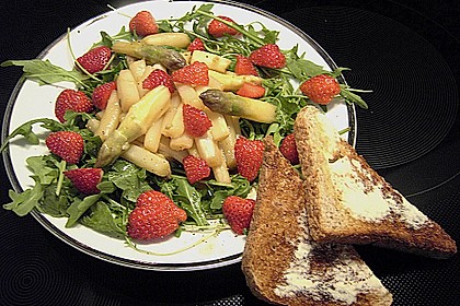Spargel - Erdbeer - Salat 48