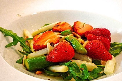 Spargel - Erdbeer - Salat
