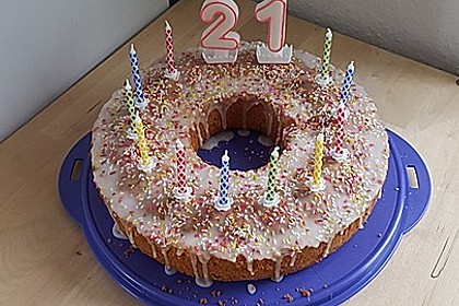 Saftiger Zitronenkuchen 26