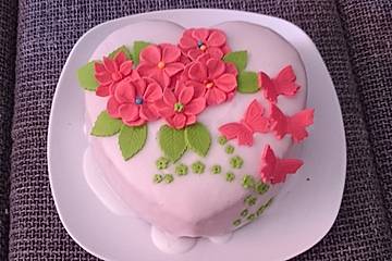 Saftiger Zitronenkuchen