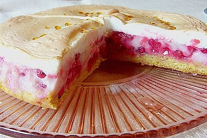 Rhabarberkuchen mit Vanillepudding und Baiser 8