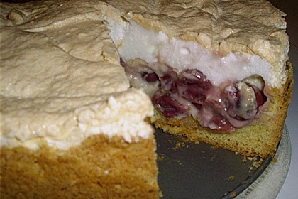 Rhabarberkuchen mit Vanillepudding und Baiser 1