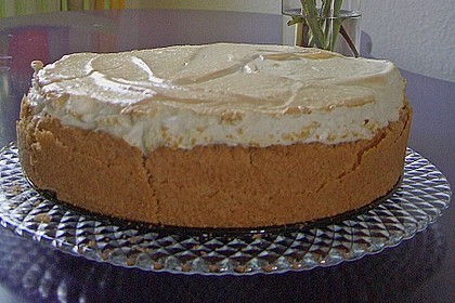 Rhabarberkuchen mit Vanillepudding und Baiser 3