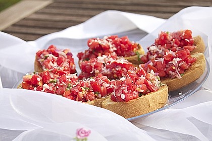 Bruschetta italiana 13