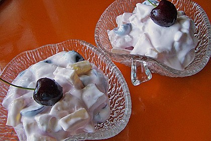Quark Dessert mit Fr&uuml;chten