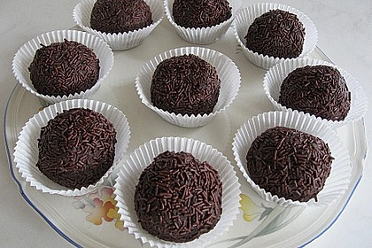 Rumkugeln aus Kuchenresten