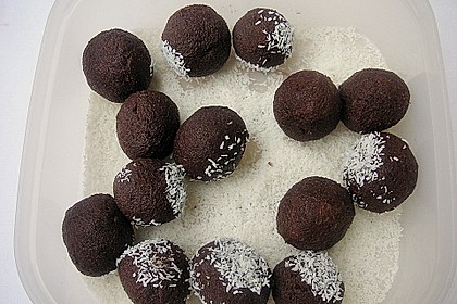 Rumkugeln aus Kuchenresten 5