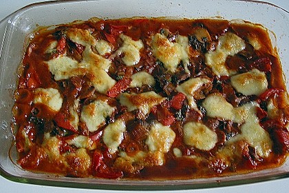 Nudelauflauf mit Paprika und Hähnchen / Pute