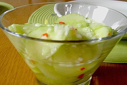Asiatischer Gurkensalat 11