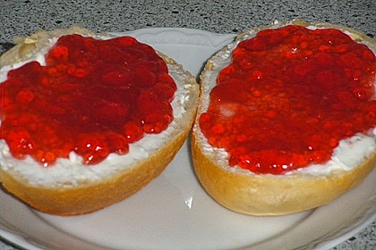 Erdbeermarmelade mit Sekt