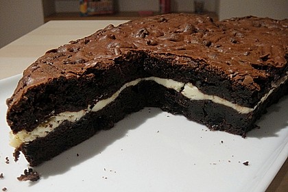Oreo Brownies with Cream Cheese Swirls 13