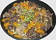 Rindfleisch mit Sojabohnenkeimlingen und Soja - Mandarinen - Sauce