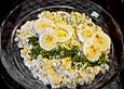 Eiersalat mit Erbsen