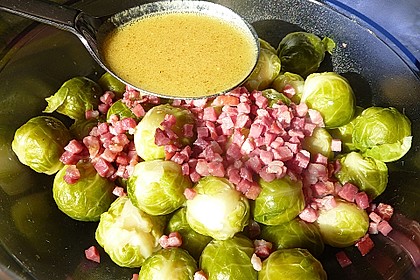 Rosenkohlsalat mit Eier und Speck 2