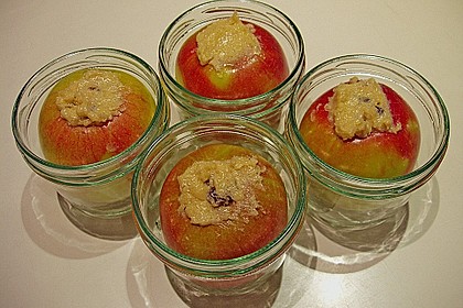 Ganzer Bratapfel im Glas 1