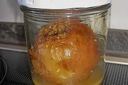 Ganzer Bratapfel im Glas 4