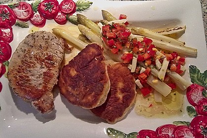 Spargel aus dem Ofen mit Hefe - Pfannk&uuml;chlein und Paprika - Vinaigrette 4