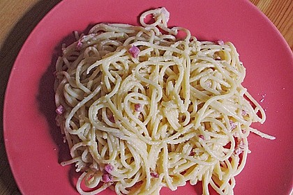 Sayas leichte Spaghetti Carbonara