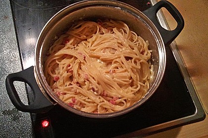 Sayas leichte Spaghetti Carbonara 7