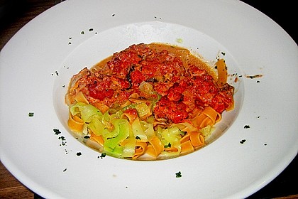 Schweinemedaillons mit Zucchini - Bandnudeln