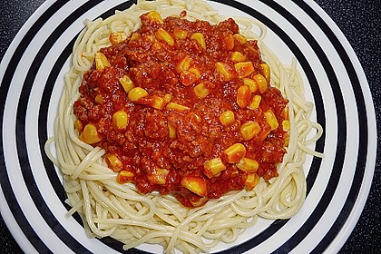 Spaghettiso&szlig;e mit Hack und Mais 3