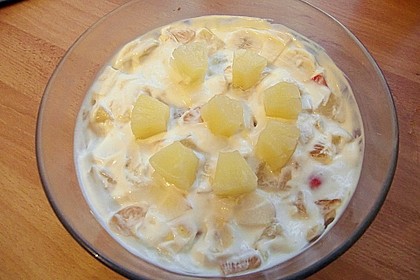 Obstsalat mit Quark