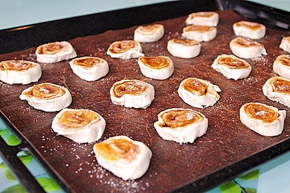 Zimtschnecken aus Blätterteig 44