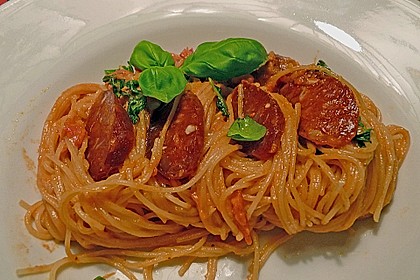 Pasta mit Chorizo - Zwiebel - Sauce 8