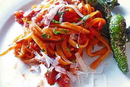 Pasta mit Chorizo - Zwiebel - Sauce 21