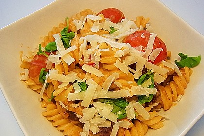 Pasta mit Chorizo - Zwiebel - Sauce 23