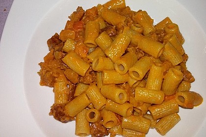 Pasta mit Chorizo - Zwiebel - Sauce 37