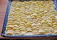 Apfelblechkuchen mit Nuss - Streuseln