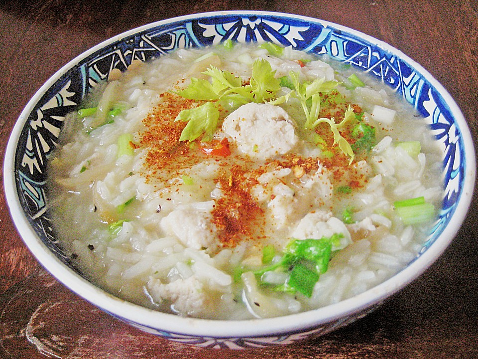 Tschohk - thailändische dicke Reissuppe mit Huhn (Rezept mit Bild ...