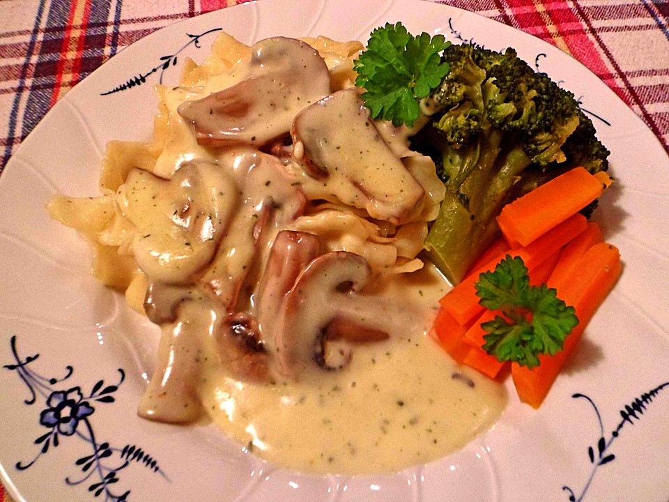 Champignon - Sahnesoße (Rezept mit Bild) von Bastet10 | Chefkoch.de