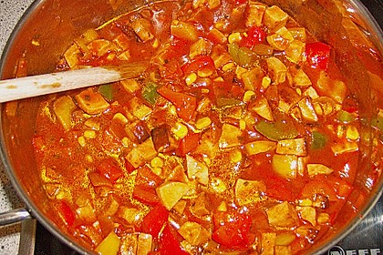 Bunter W&uuml;rstchengulasch