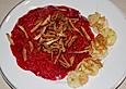 Rote Bete - Risotto mit gebratenen Shrimps und Selleriestroh