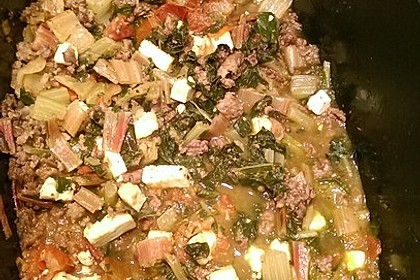 Hackfleischpfanne mit Mangold und Feta - Käse 4