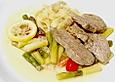 Zitronenspargel mit Kalbssteaks
