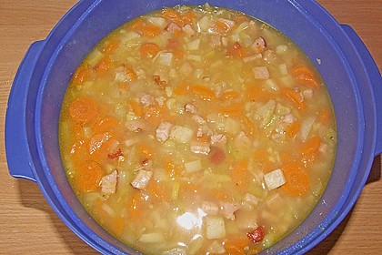 Deftige Gem&uuml;sesuppe aus Suppengr&uuml;n 1