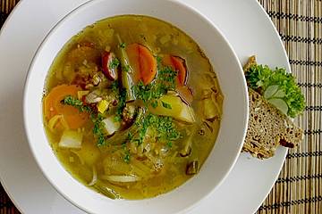 Tuelles Gemüsesuppe