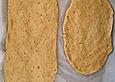 Fladenbrot mit getrockneten Tomaten und Oliven