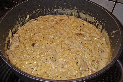 Spinatbandnudeln mit Austernpilz - Gorgonzolasauce
