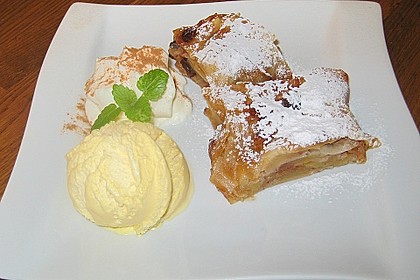 Apfelstrudel