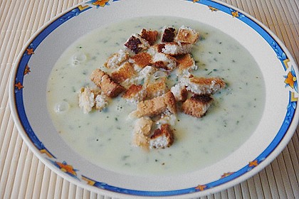 Bärlauch - Sahnesuppe mit Croutons 31