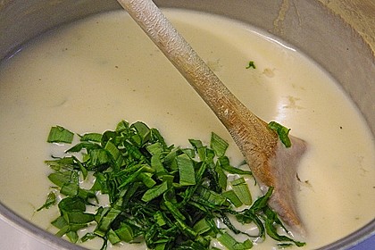 Bärlauch - Sahnesuppe mit Croutons 28