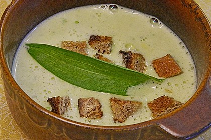Bärlauch - Sahnesuppe mit Croutons 23