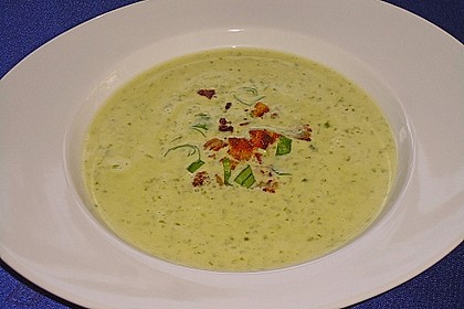 Bärlauch - Sahnesuppe mit Croutons 4