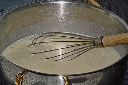 Bärlauch - Sahnesuppe mit Croutons 34